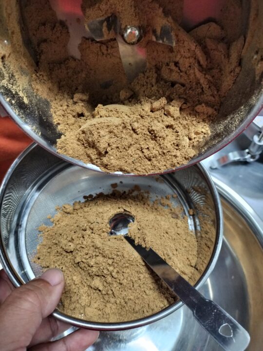 本物志向の人専用 | 自家焙煎 丹波の黒豆・濃厚きな粉 100g (送料無料) - 画像 (3)